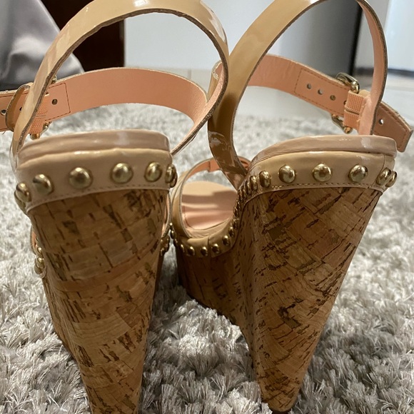 Excellent condition wedges. - Picture 3 of 4